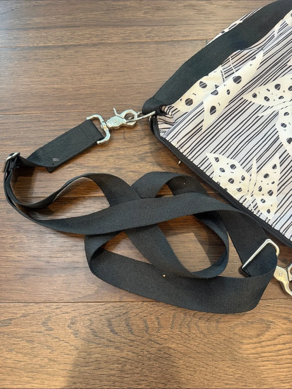 LeSportsac Black and White Butterfly Print Crossbody Tote - C61-011